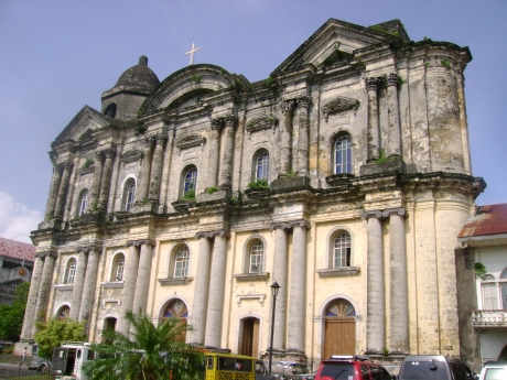 The massive façade of the largest church in Asia.